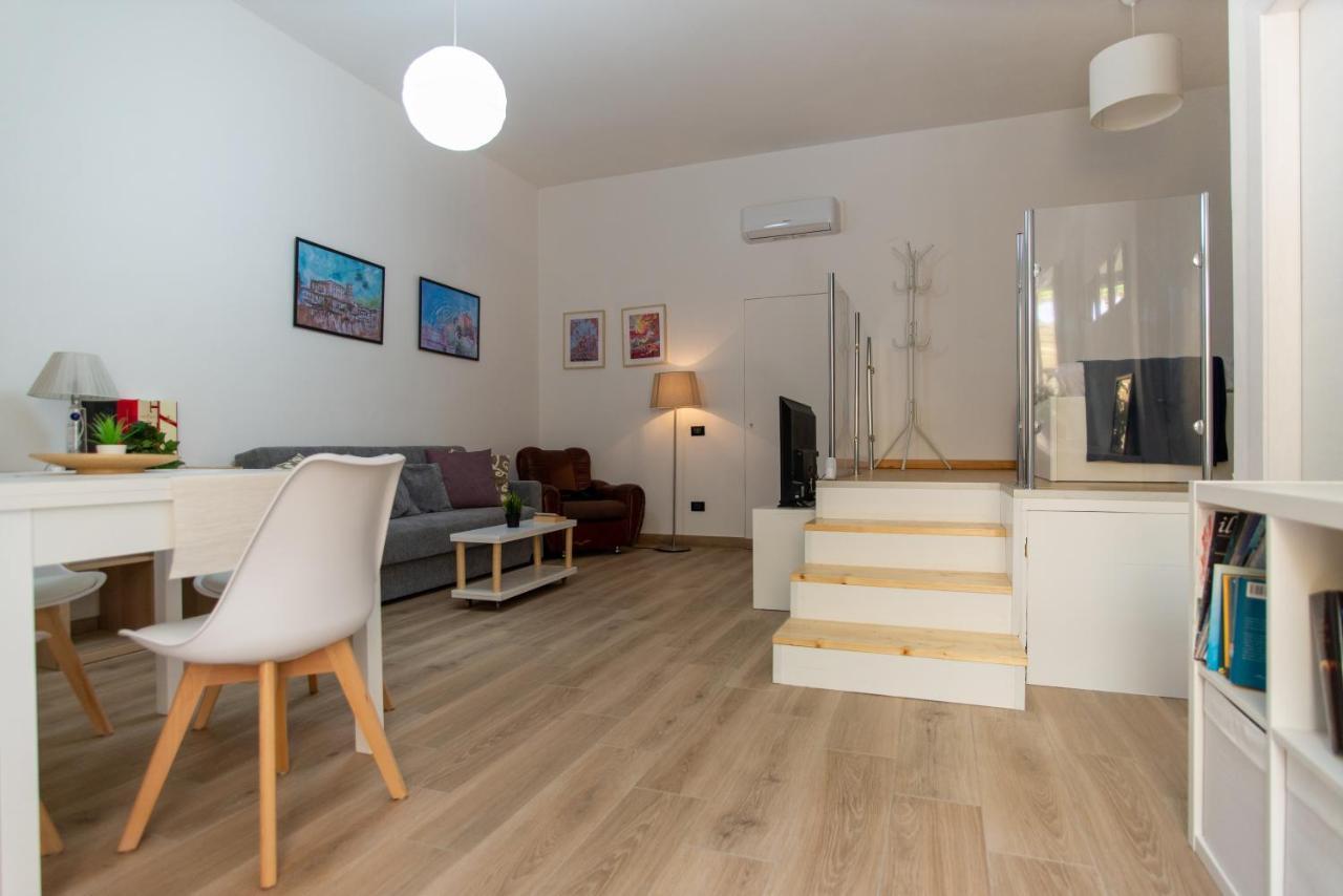 Living Room Schiavonea Luaran gambar